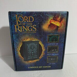 Merchoid Lord Of The Rings Doors Of Durin 6 Key Hanger Glow In Dark Push To Open